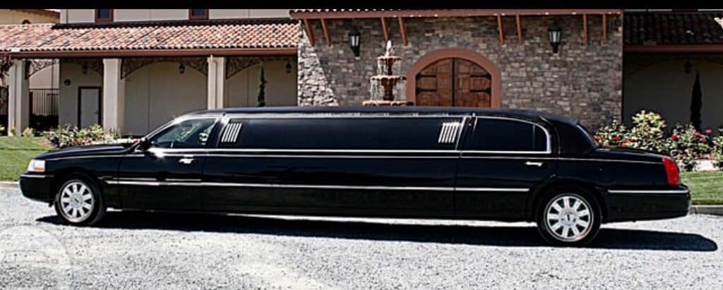 Lincoln 10 Passenger (Black)